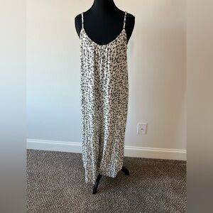 Z Supply Monochrome Floral Adjustable Strap Jumpsuit Size XS